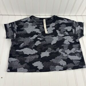 Lululemon Black Heritage Speckle Camo Print Cates Tee Short Sleeve Cropped Sz 4
